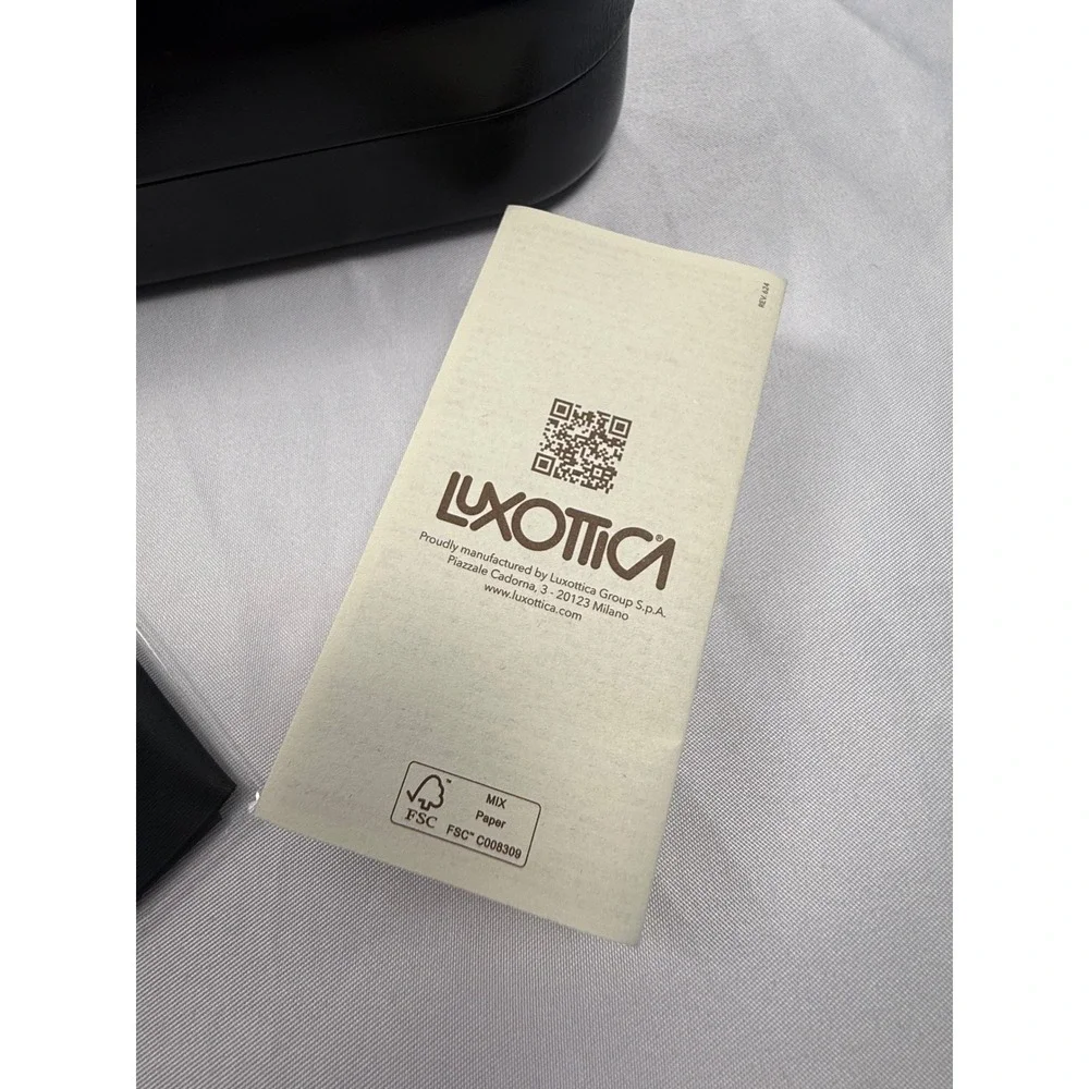 Coach Black Hard Sunglasses Case‎ with Cleaning Cloth and Care Booklet Luxottica